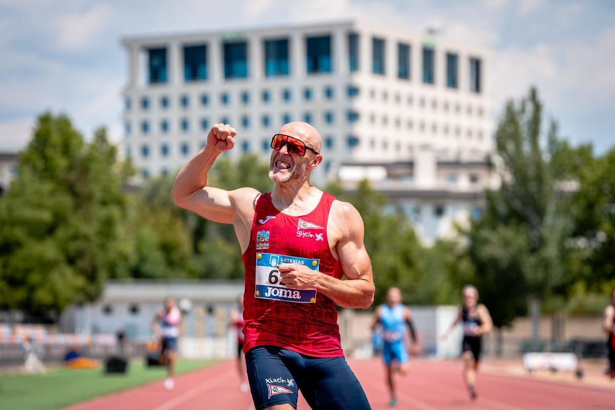 Ricardo Menéndez, atleta que bate récords mundiales con 46 años