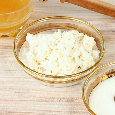 detoxifying rice ginger body scrub