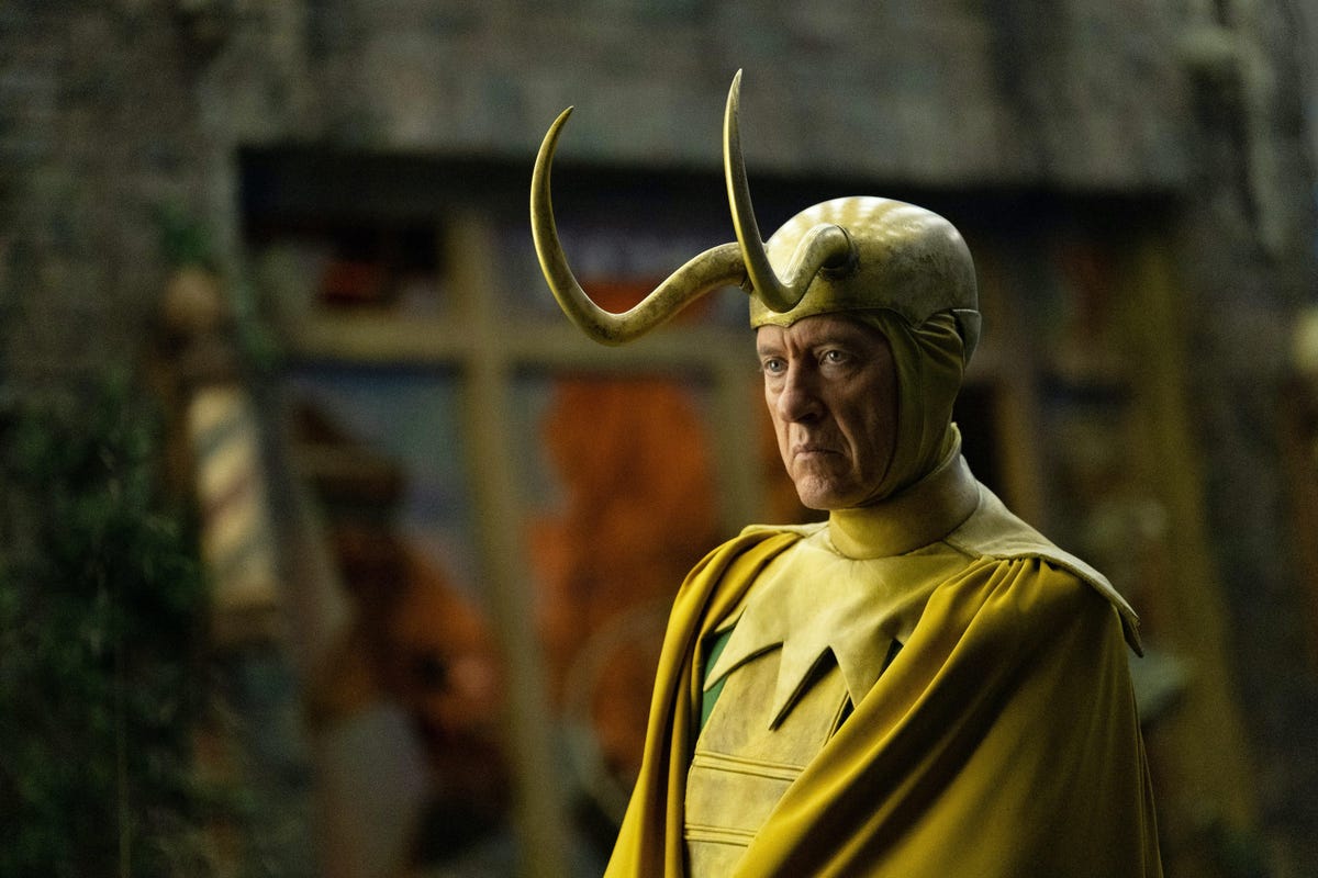 Richard E. Grant teases MCU return as Classic Loki