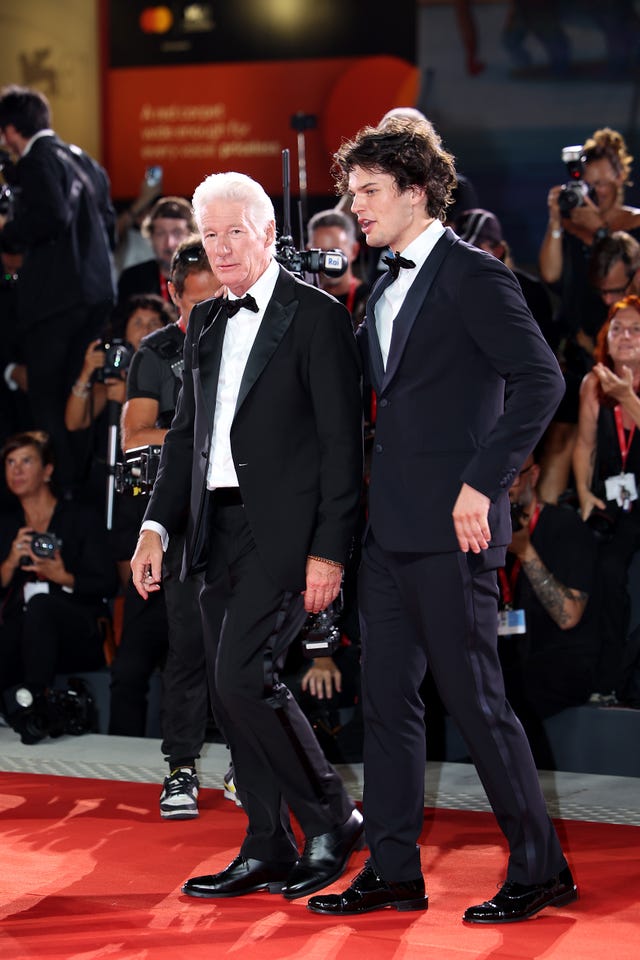 As Ha Cambiado Homer James Jigme Gere, Hijo De 25 Aos Richard Gere