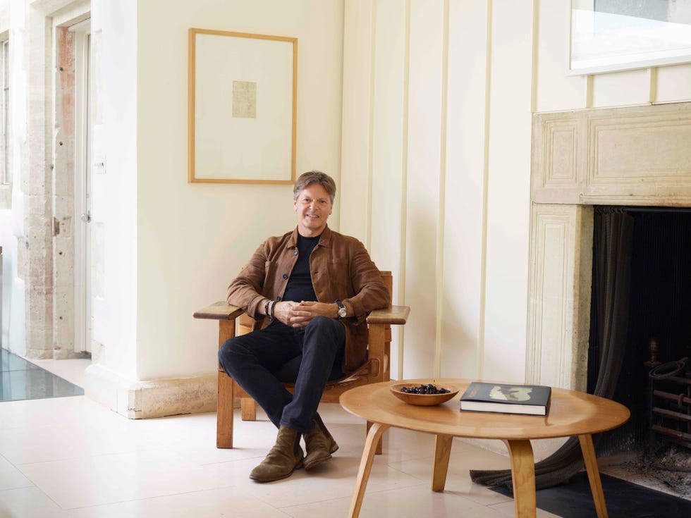 portrait of architect richard parr