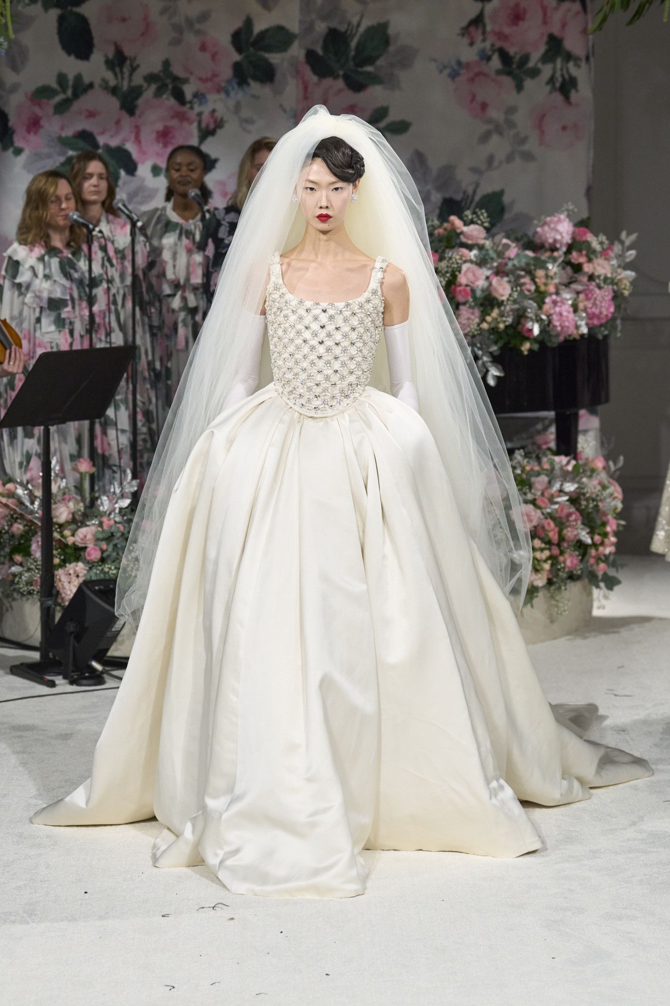 Wedding Trends 2024 - Dresses