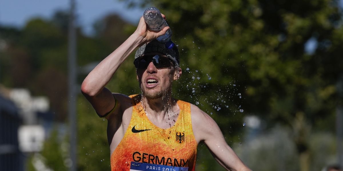 athletics marathon olympic games paris 2024: day 15
