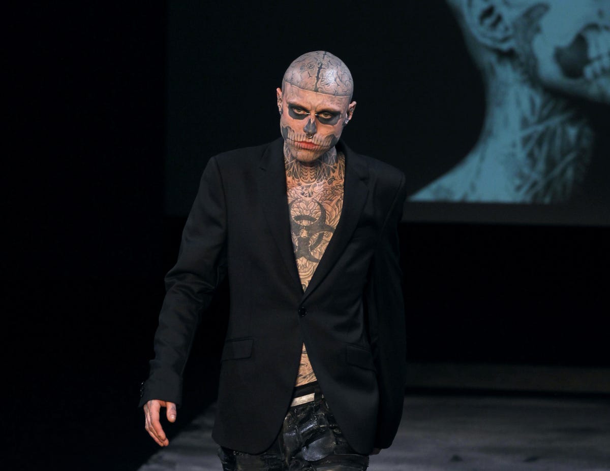 ゾンビボーイの死にレディー・ガガが謝罪メッセージ