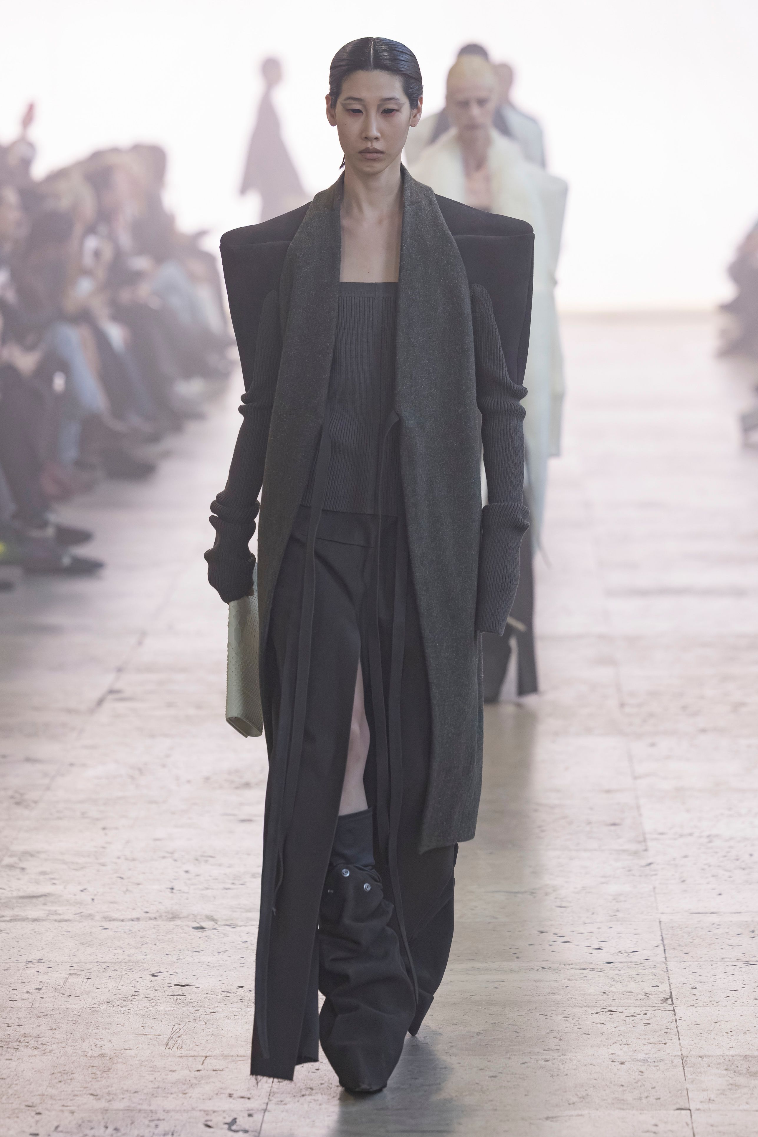 写真52/56｜リック・オウエンス(Rick Owens) 2025年春夏
