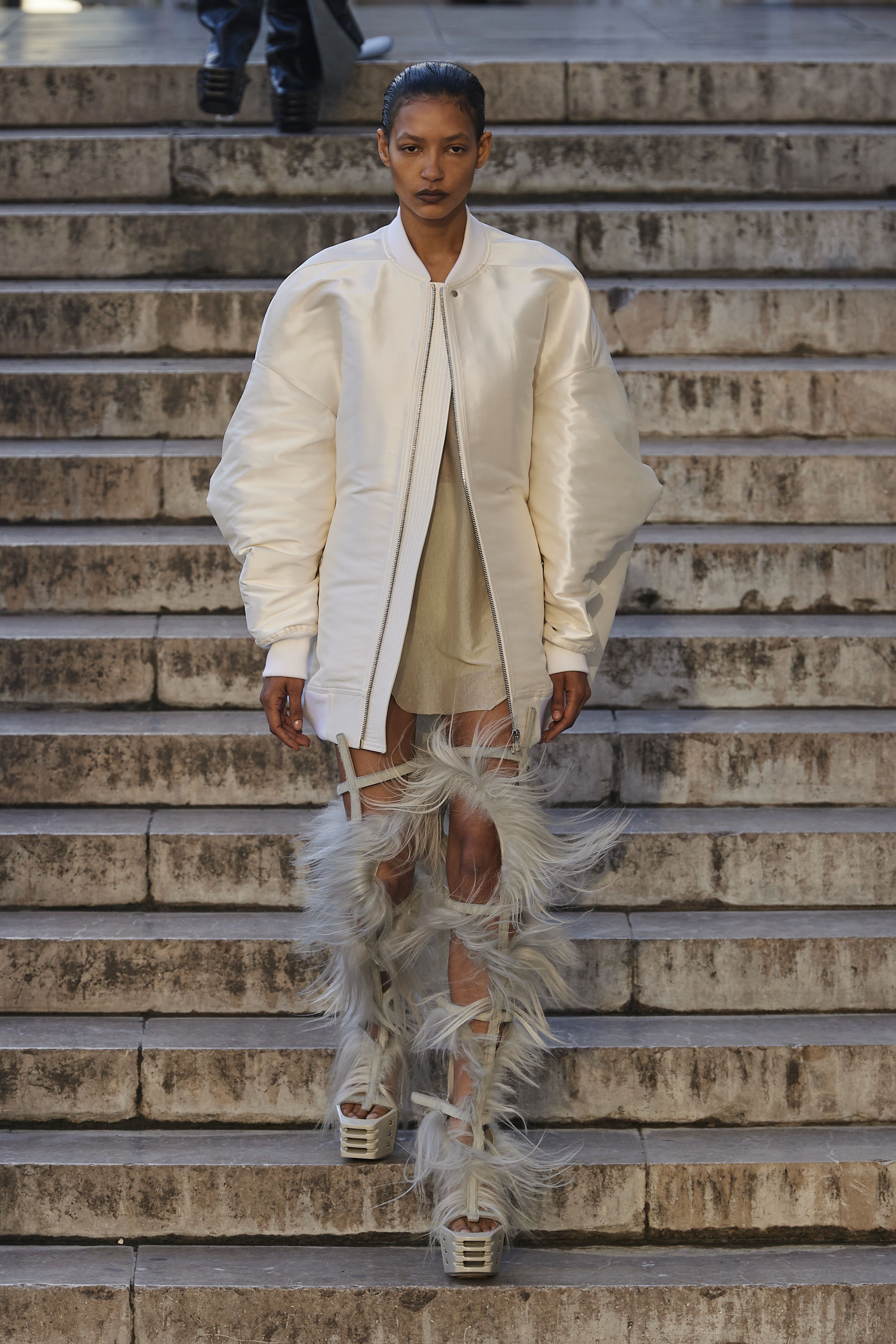 リック オウエンス（RICK OWENS）」2023春夏コレクション