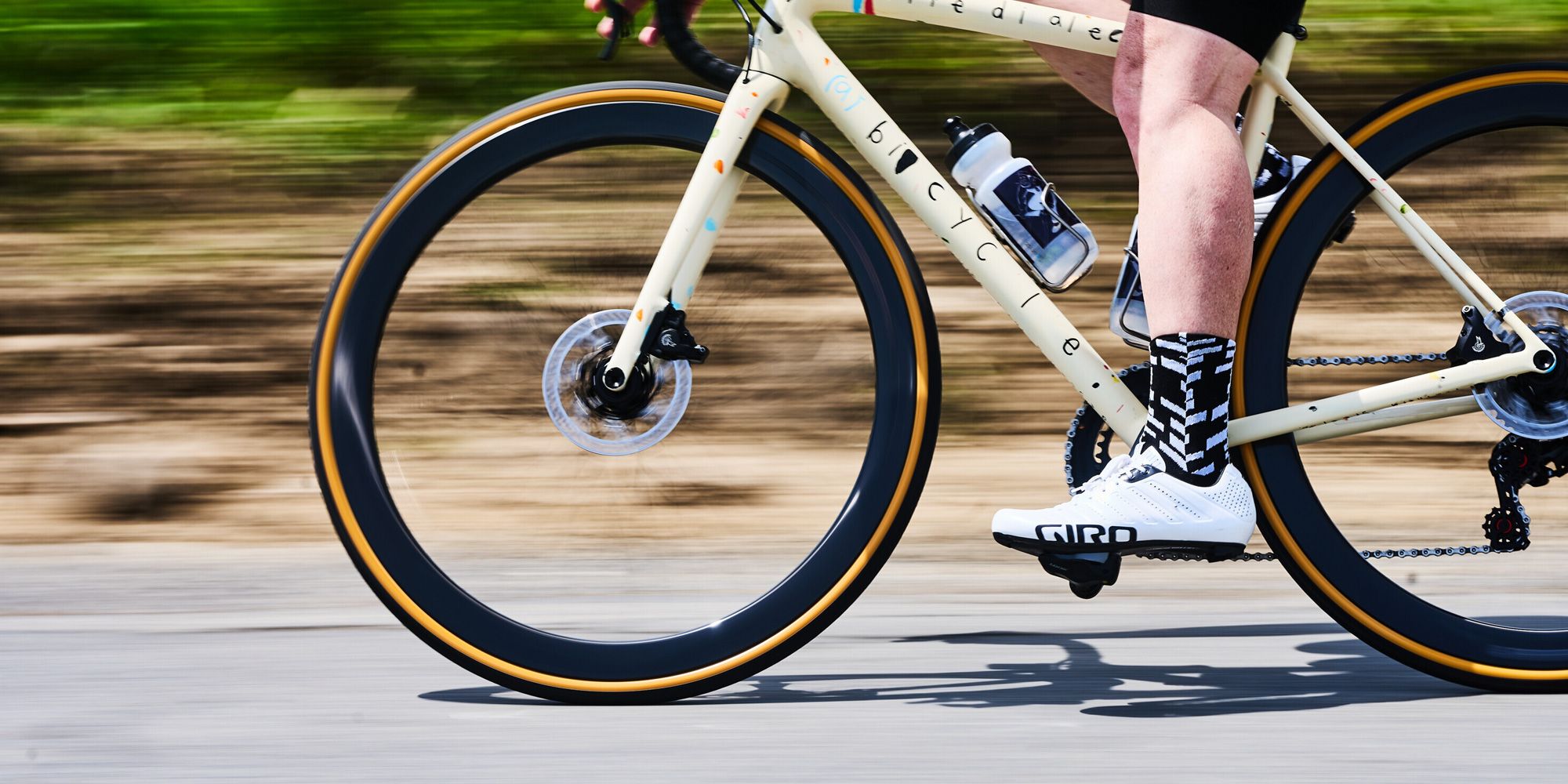 Tubeless bike tire - CYCLES ET SPORTS