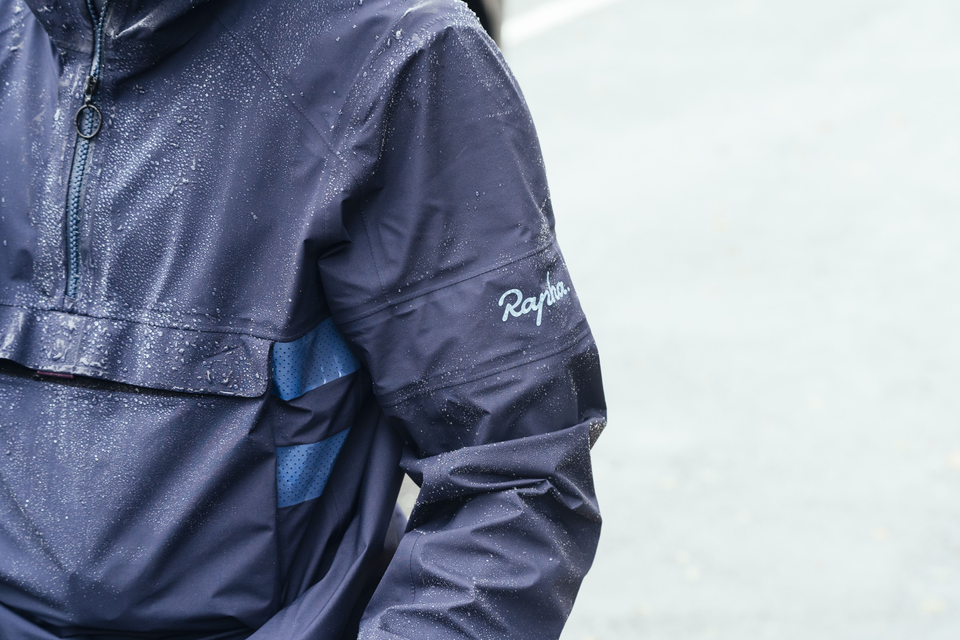 良い製品FG614 ラファ Rapha レインジャケット HOODED RAIN JACKET 黒 XS XSサイズ以下