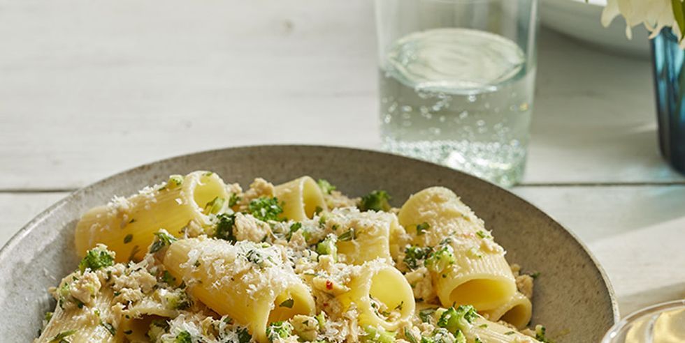 Rigatoni with Chicken and Broccoli Bolognese Recipe - How to Make ...