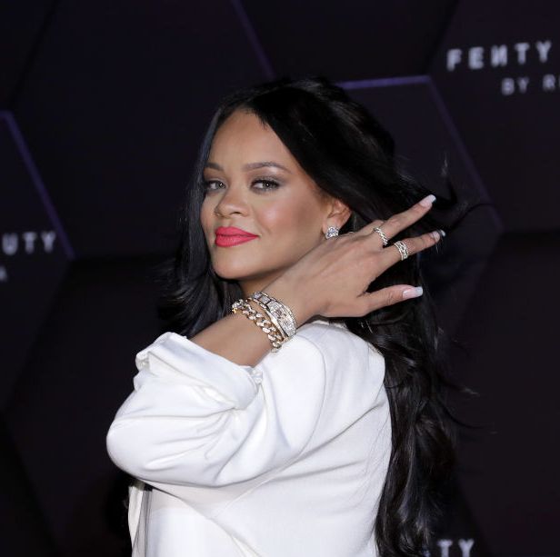 Forbes Officially Crowns Rihanna a Billionaire