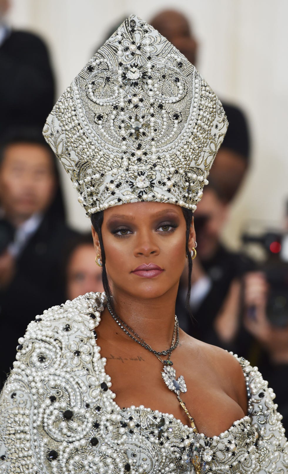 10 of Rihanna's most brilliant jewellery moments