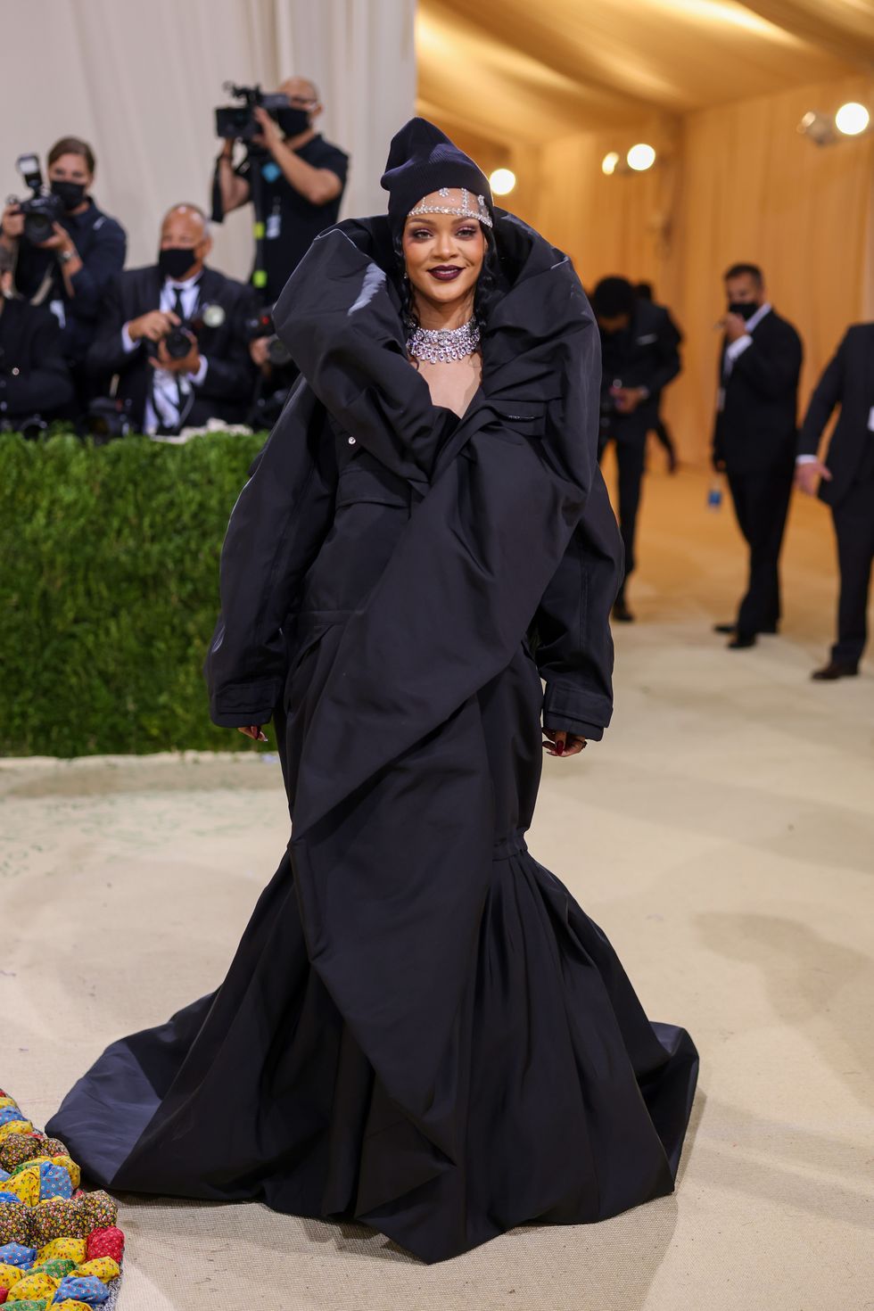 rihanna at the 2021 met gala celebrating in america a lexicon of fashion