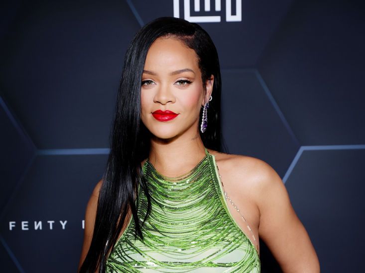 Rihanna Anal Sex - Rihanna's Butt Is ðŸ”¥ In Savage X Fenty Lingerie In Postpartum Pics