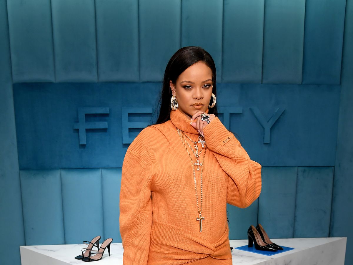 Rihanna & LVMH Shut Down Fenty Fashion Line - That Grape Juice