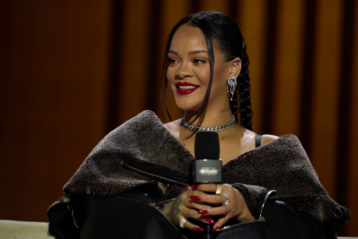 Rihanna Reveals There Are '39 Versions' of Super Bowl Halftime