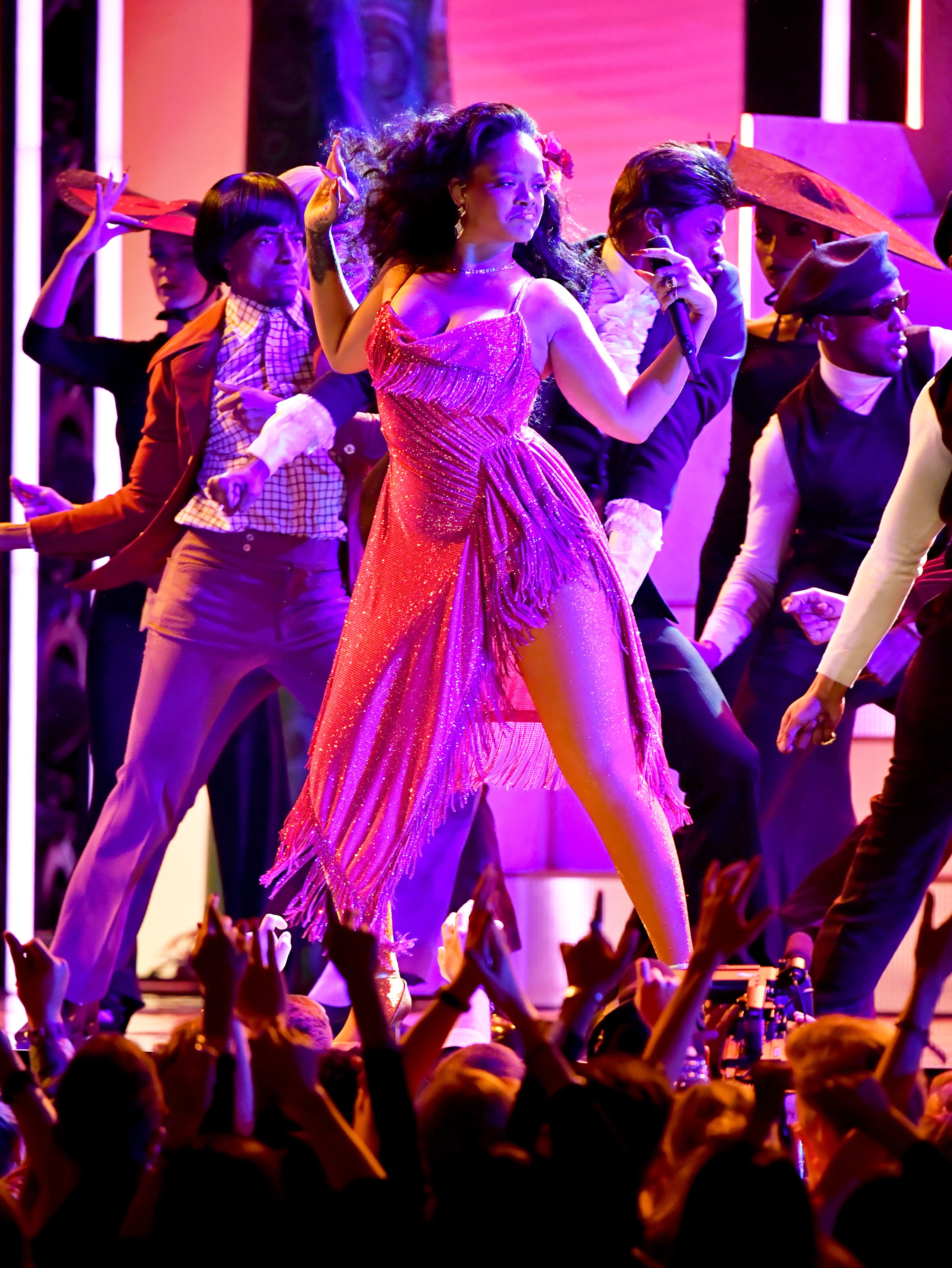 Best Rihanna Photos GIFs Grammys Wild Thoughts Performance - Rihanna  Invented a New Emotion Last Night