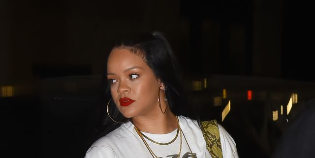 Rihanna Leaving a Restaurant June 17, 2014 – Star Style