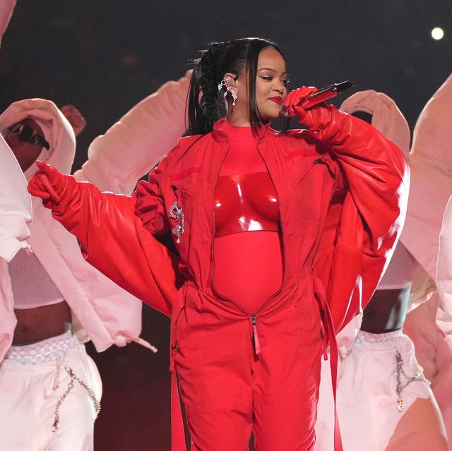 Rihanna's Best Maternity Outfits - Rihanna Pregnancy Style