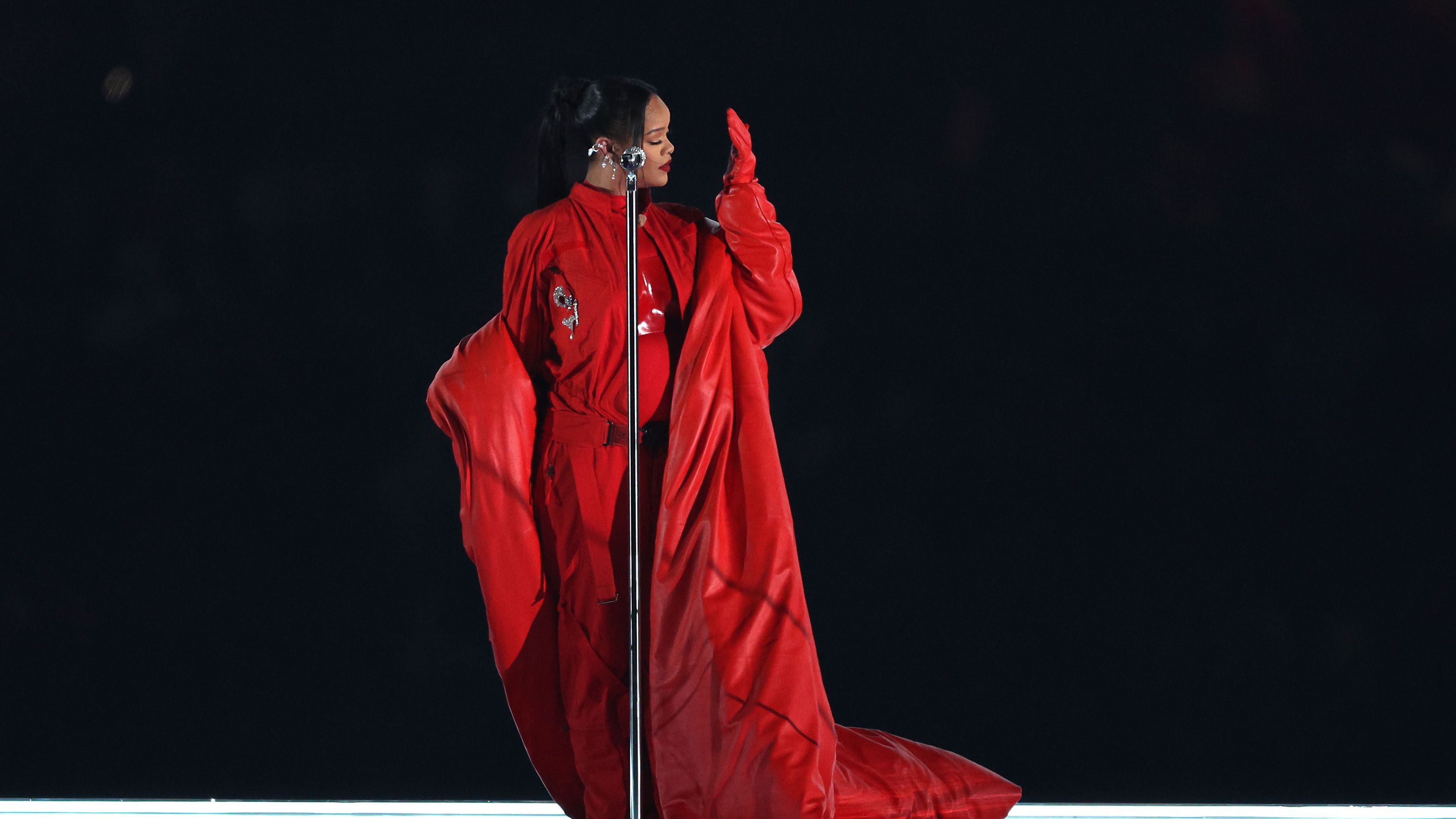 3673px x 2066px - Watch: Rihanna's 2023 Super Bowl Halftime Show Performance