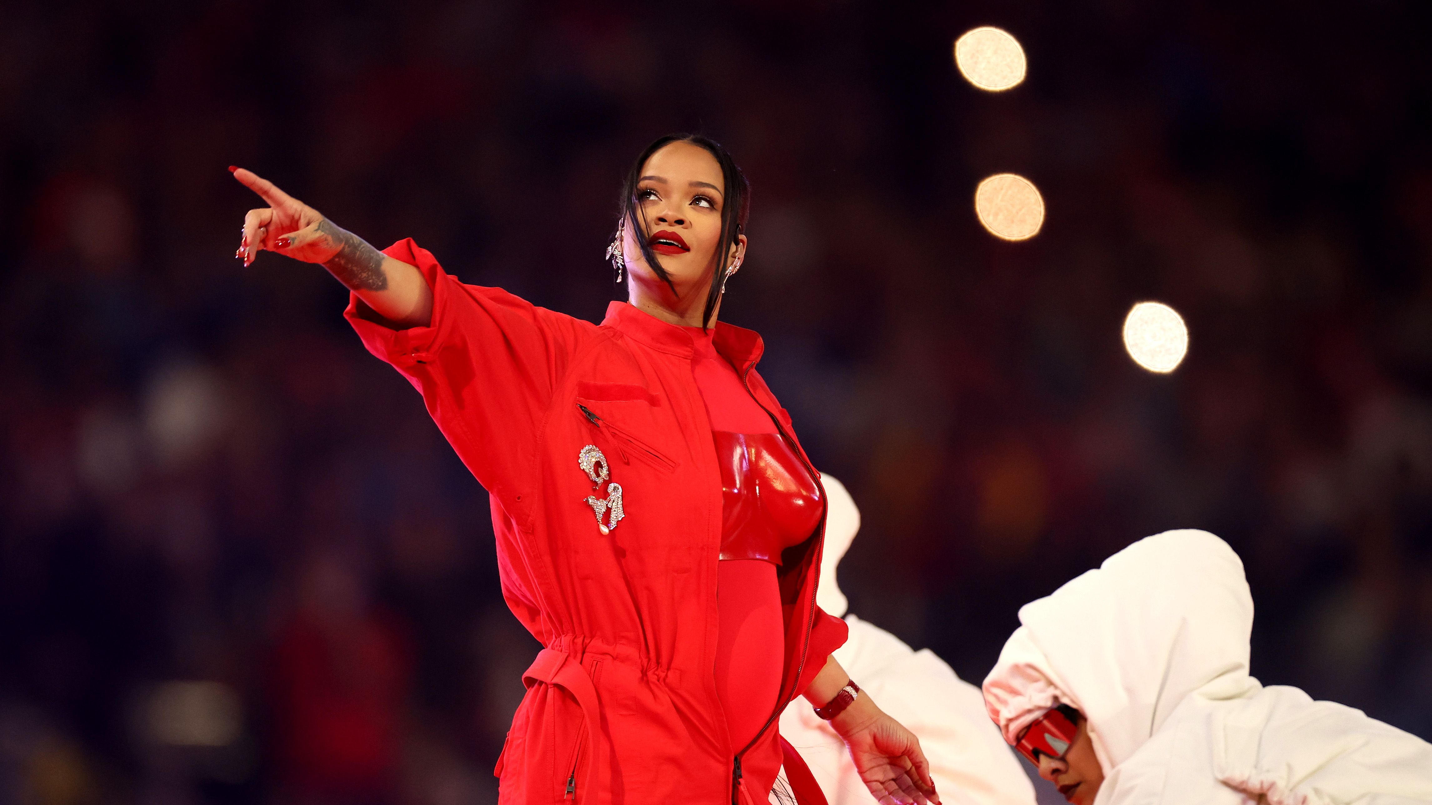 Watch Rihanna's Super Bowl Halftime Show