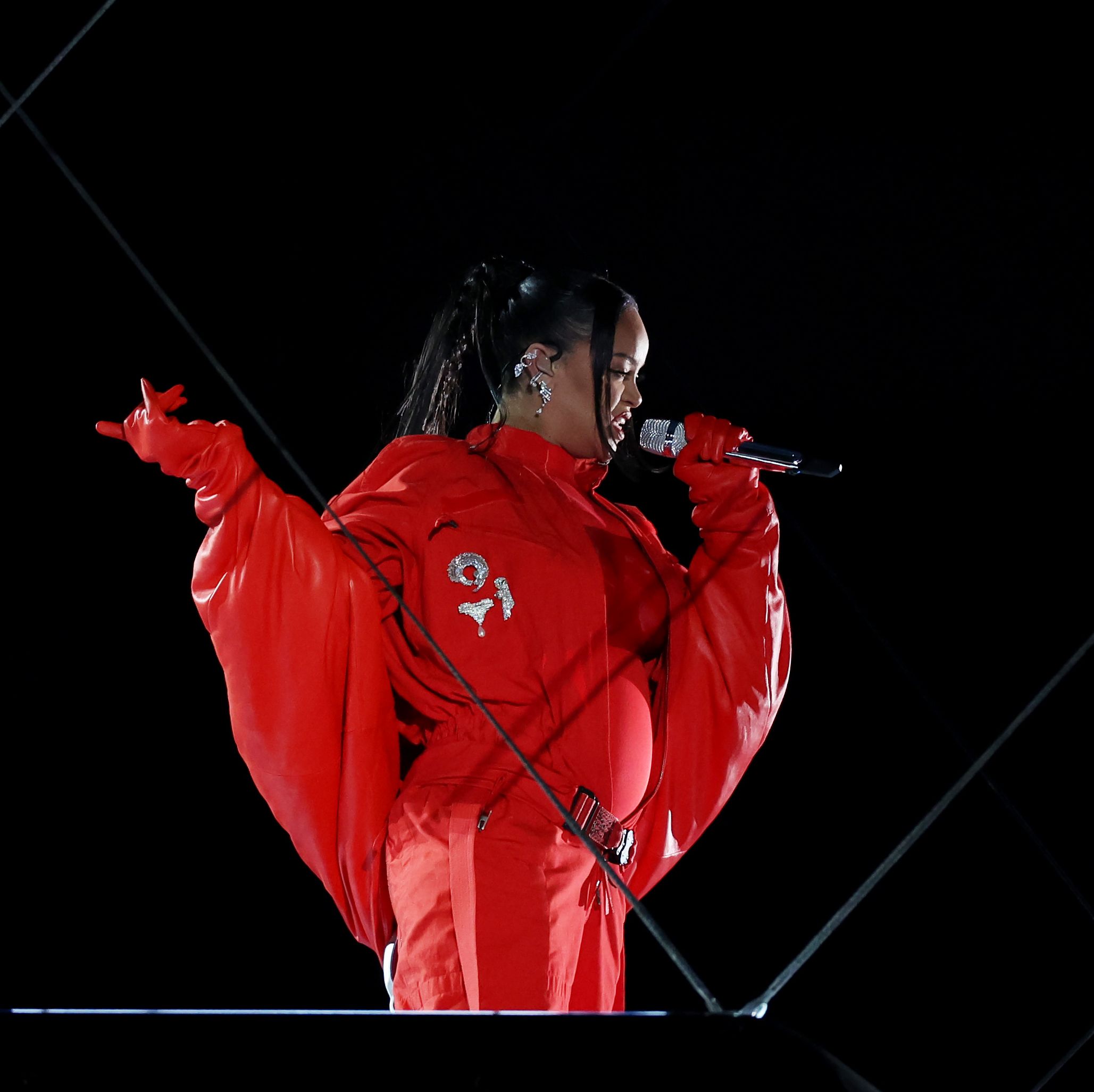 It's Official: Rihanna Confirmed Her Second Pregnancy During the Super Bowl Halftime Show