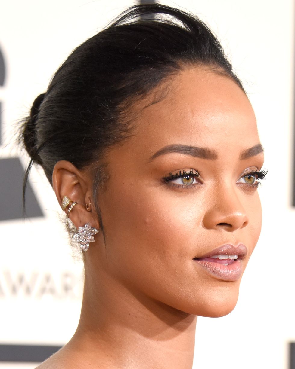 19 celebrities with Pinterest-worthy multiple earring stacks