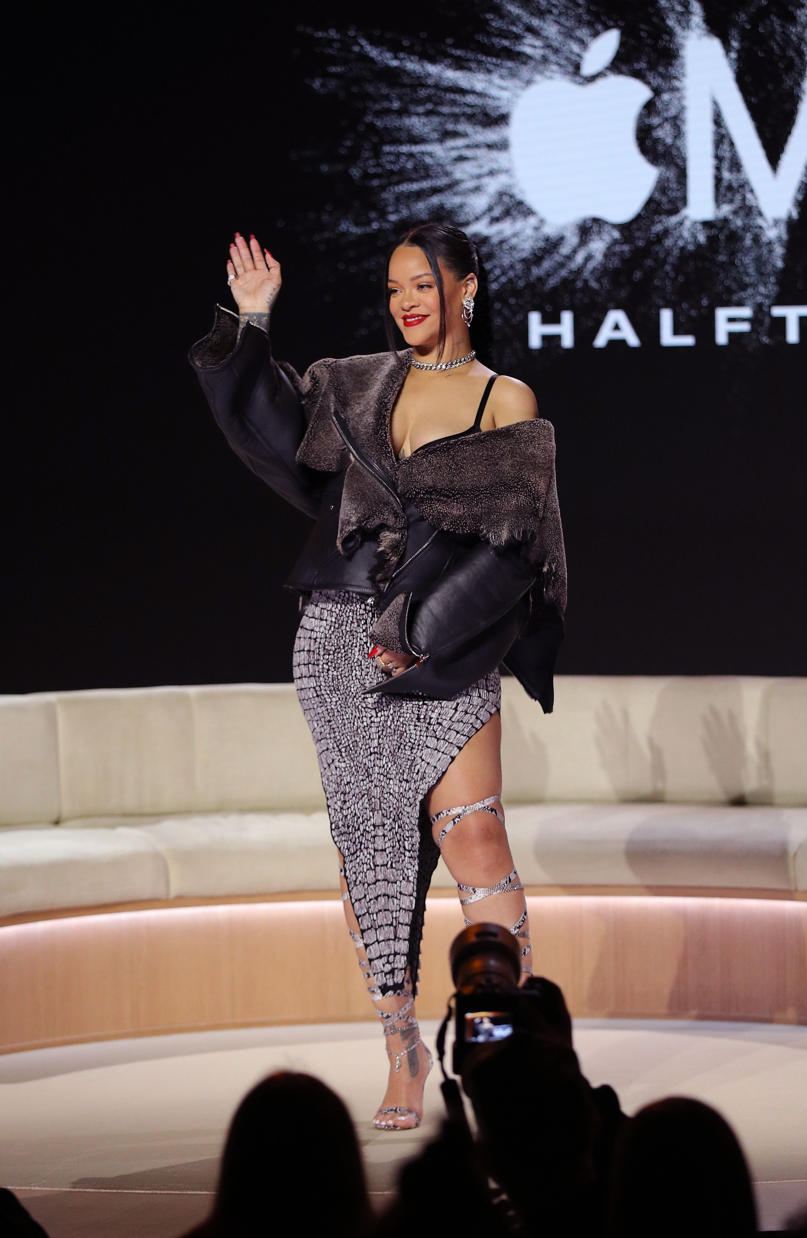 Apple Music launches Rihanna's Road to Halftime ahead of Super Bowl LVII -  Apple