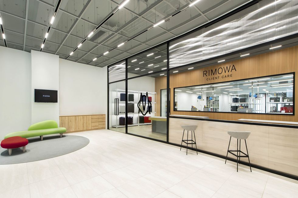 rimowa 台灣顧客服務中心內部設計