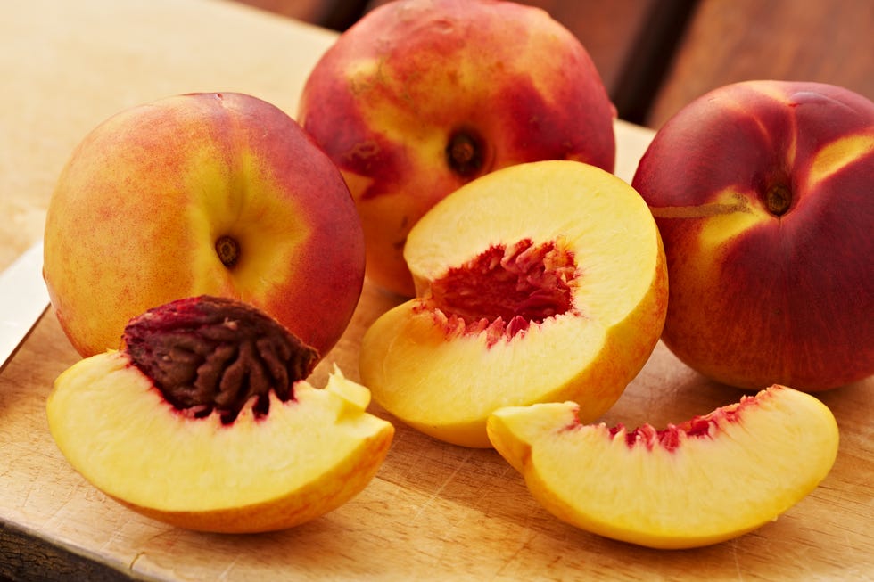 Yellow Peaches - Types of Peaches
