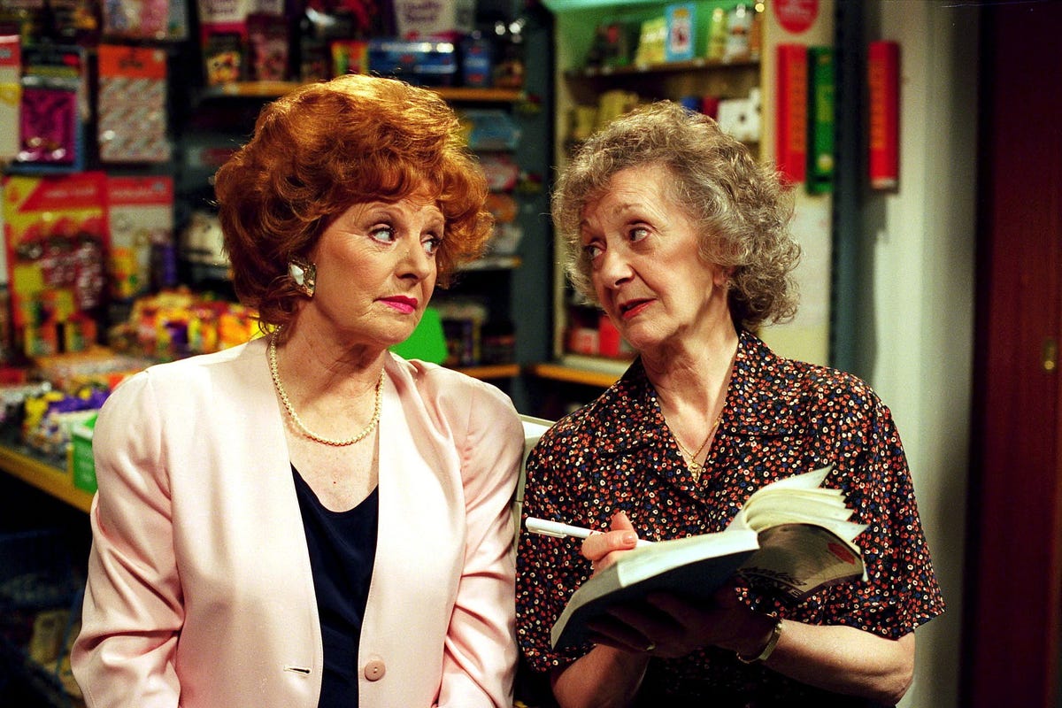 Coronation Street's Rita and Mavis enjoy surprise reunion