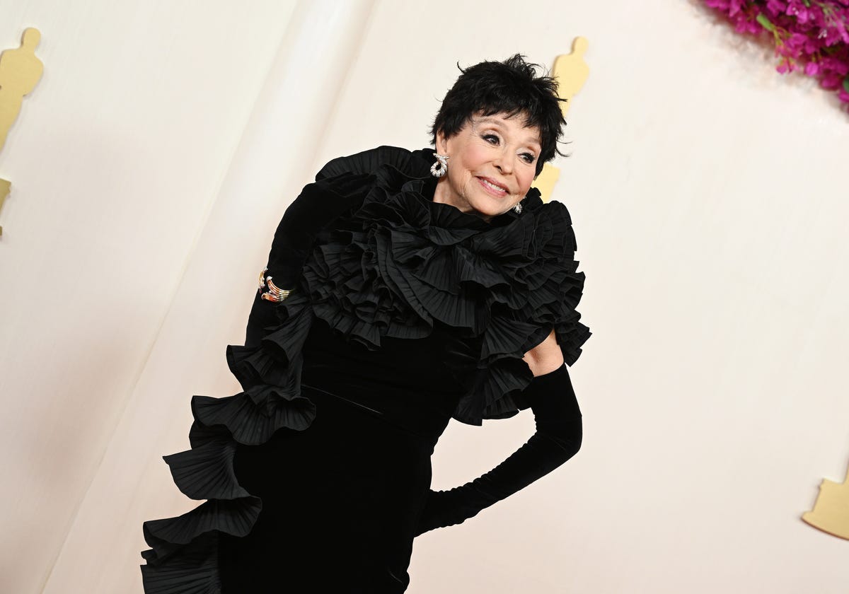 Rita Moreno wears ruffles to the Oscars