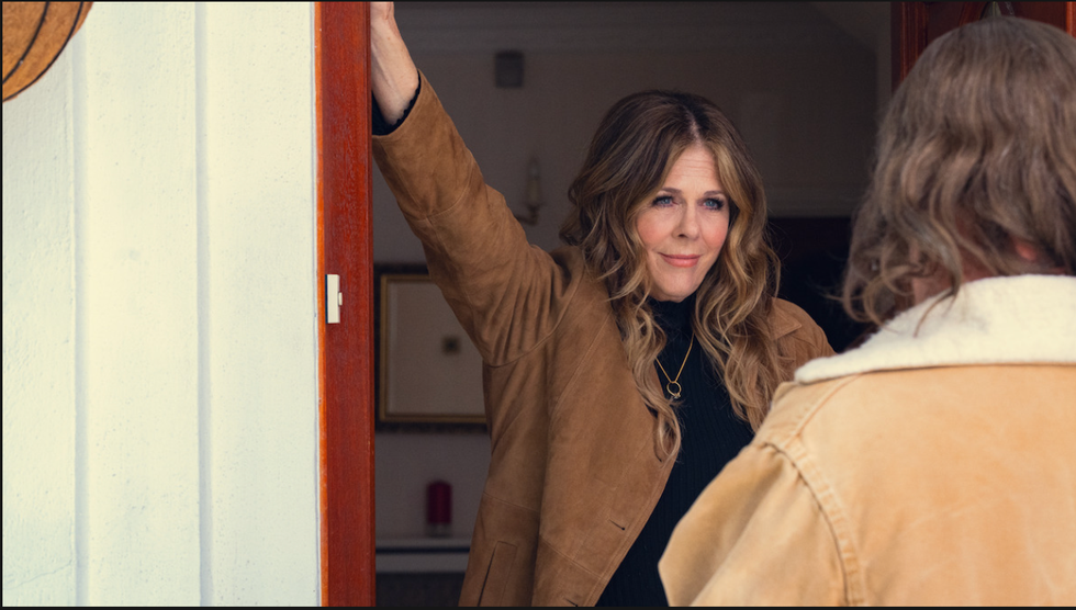 rita wilson in too much