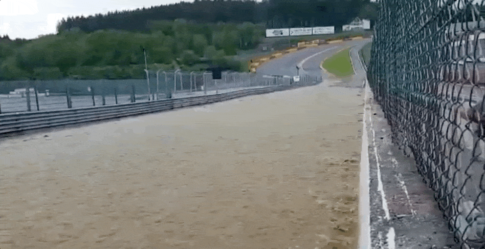 Spa-Francorchamps on X: AAAand it's raining