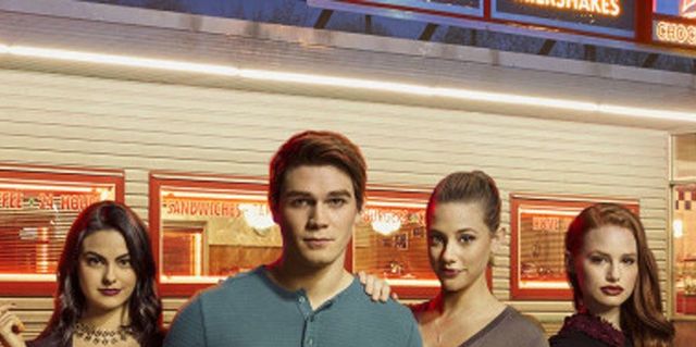 KJ Apa Reveals There Will Be More Scenes Between Betty and Archie in  Riverdale Season 5