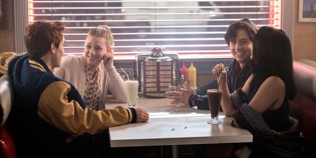 Best Riverdale Costumes for Halloween 2019 - Riverdale Character ...