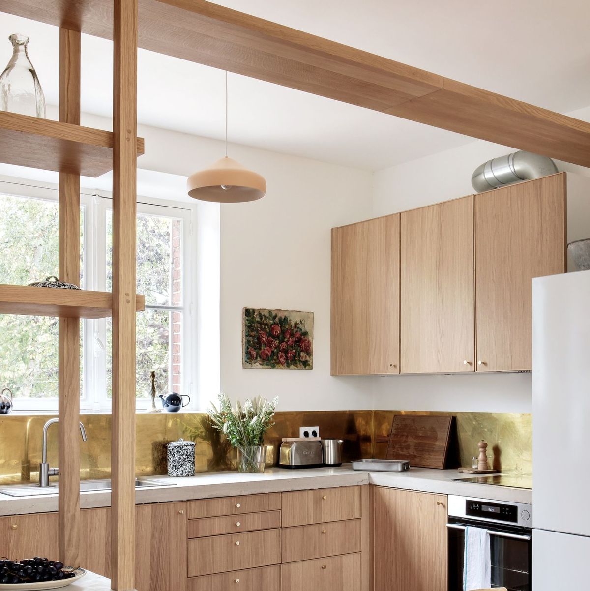Elevate Your Kitchen Style: Stunning Oak Shelving Ideas to Inspire You