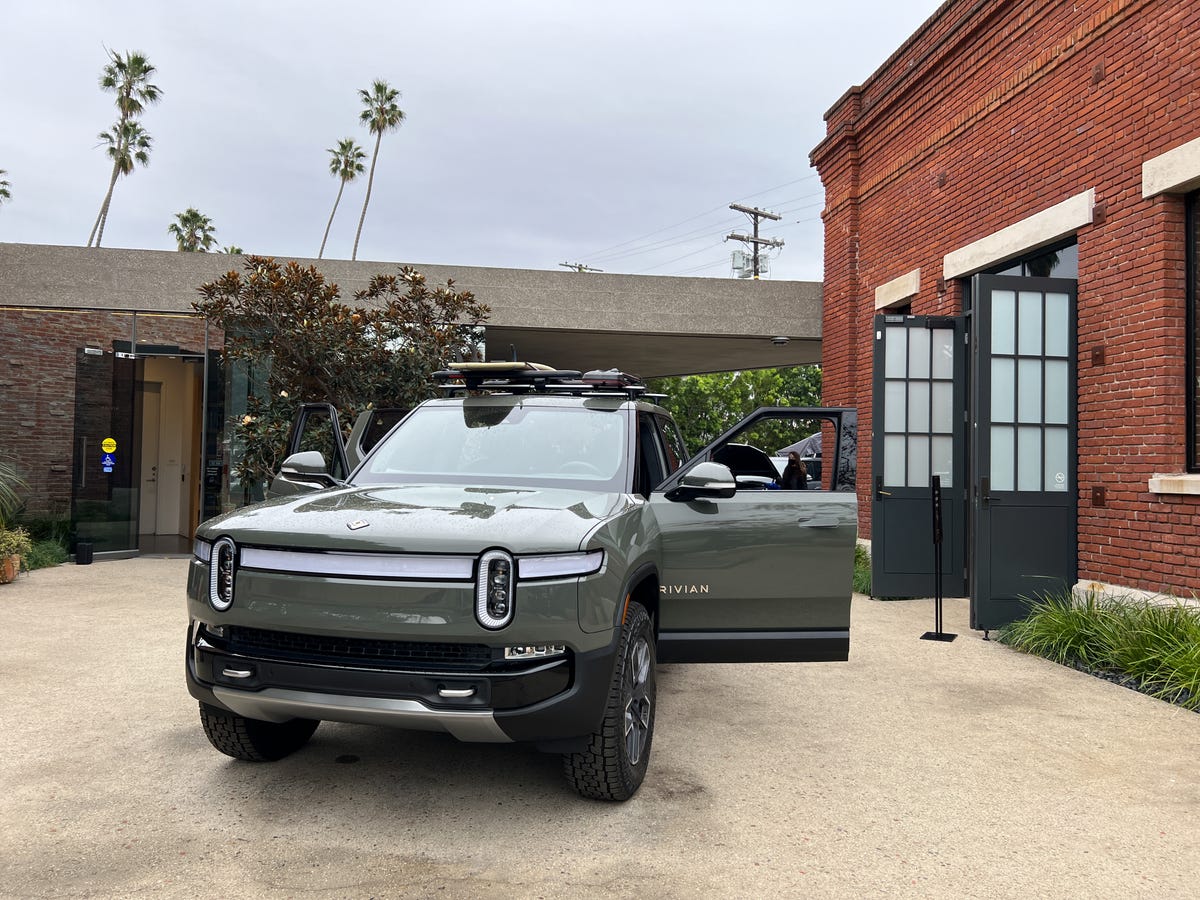 View Photos of the Rivian Venice Hub