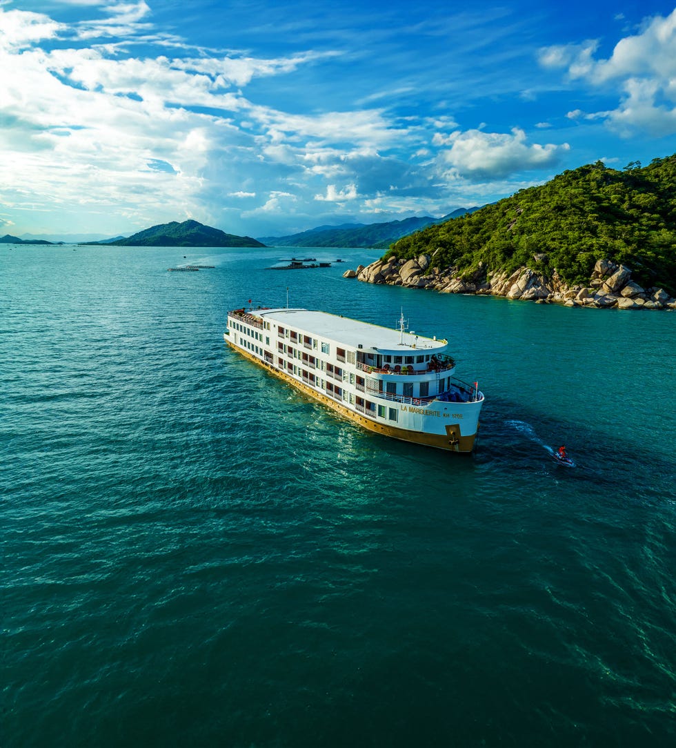 riviera travel