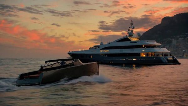 Luxury yacht, Yacht, Boat, Water transportation, Vehicle, Naval architecture, Ship, Watercraft, Horizon, Sky, 