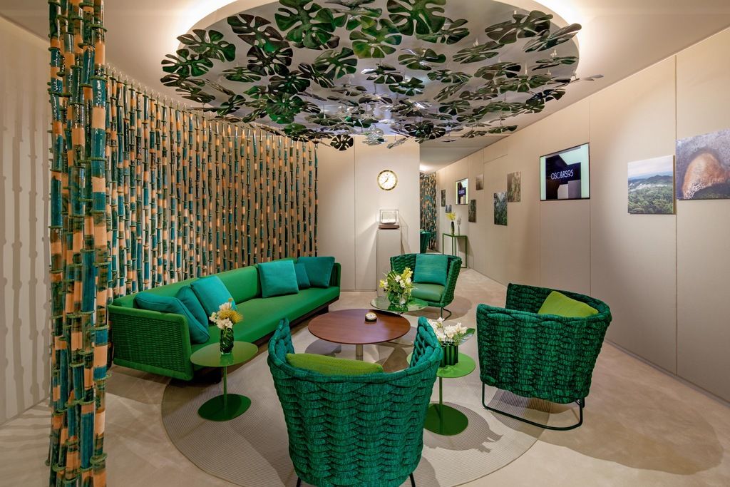 Rolex shop green room