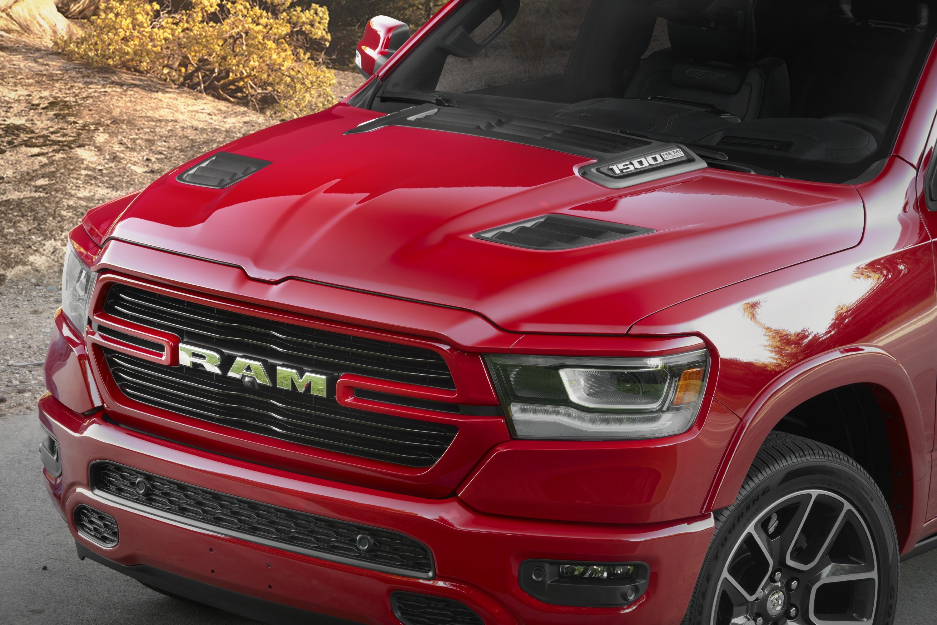 Full Hood Kit | RAM 1500 SPORT 2021 Full Hood Kit | RAM 1500 SPORT 2021