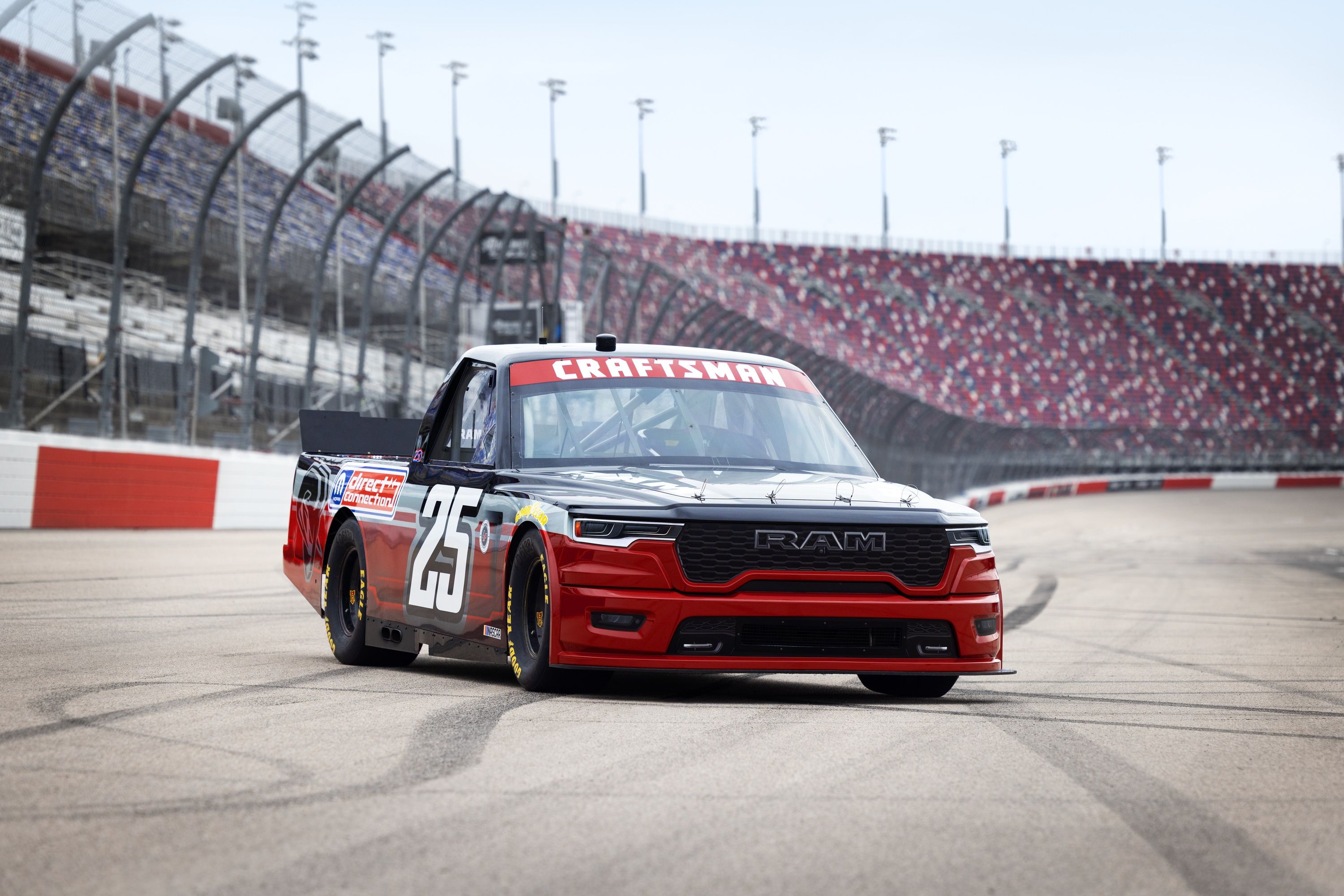 “Ram” 10 ildən sonra NASCAR-a qayıdır – 2026-cı ildən yarışlara qoşulur
