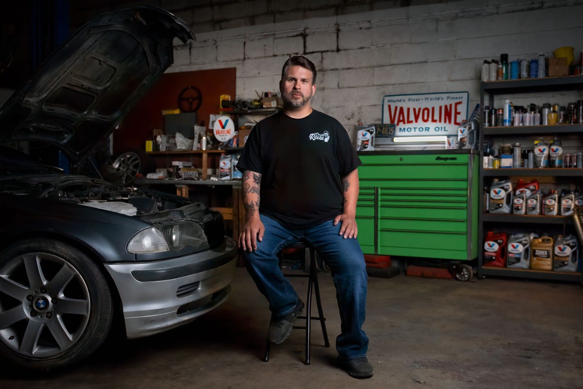 preview for This Drifter Turned an Underground Hobby into a Teaching Career