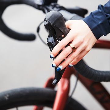 hand numbeness when cycling how to fix this problem with bike fit