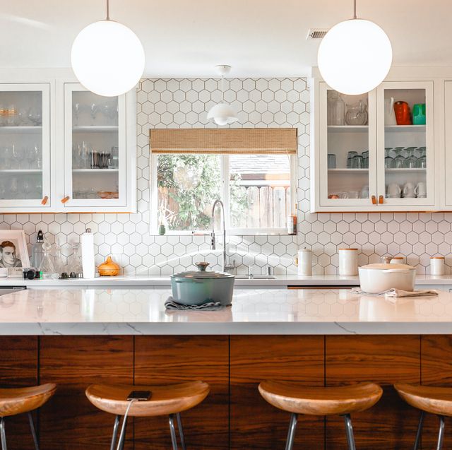 Space of the Week: This Tone-on-Tone Kitchen Features the Trendiest Color  of the Year