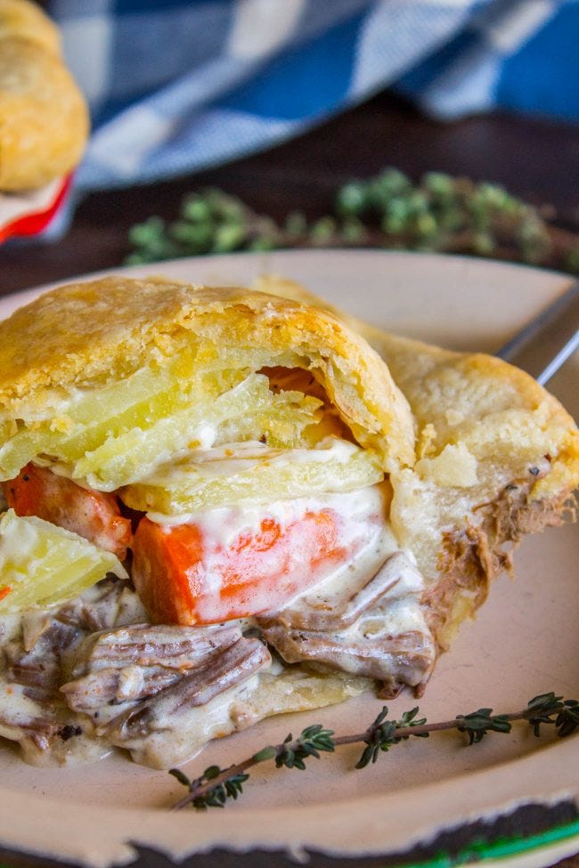 Dish, Food, Cuisine, Ingredient, Melt sandwich, Breakfast sandwich, Produce, Staple food, Sandwich, Brunch, 