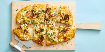Roasted Cauliflower Pizza