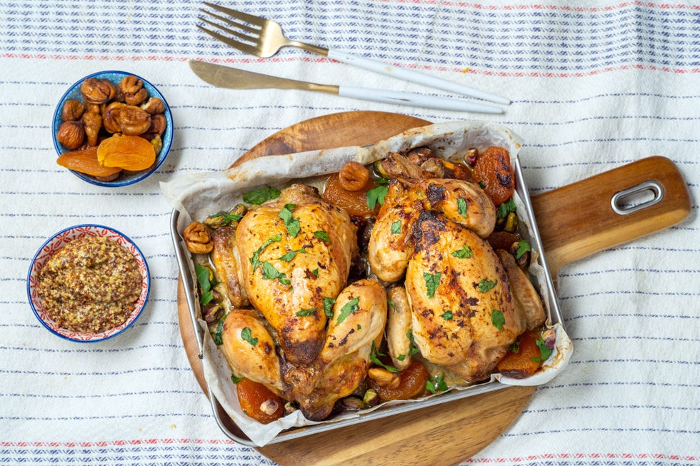 roasted chicken stuffed with dried fruit