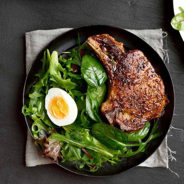 roasted meat steak with green salad