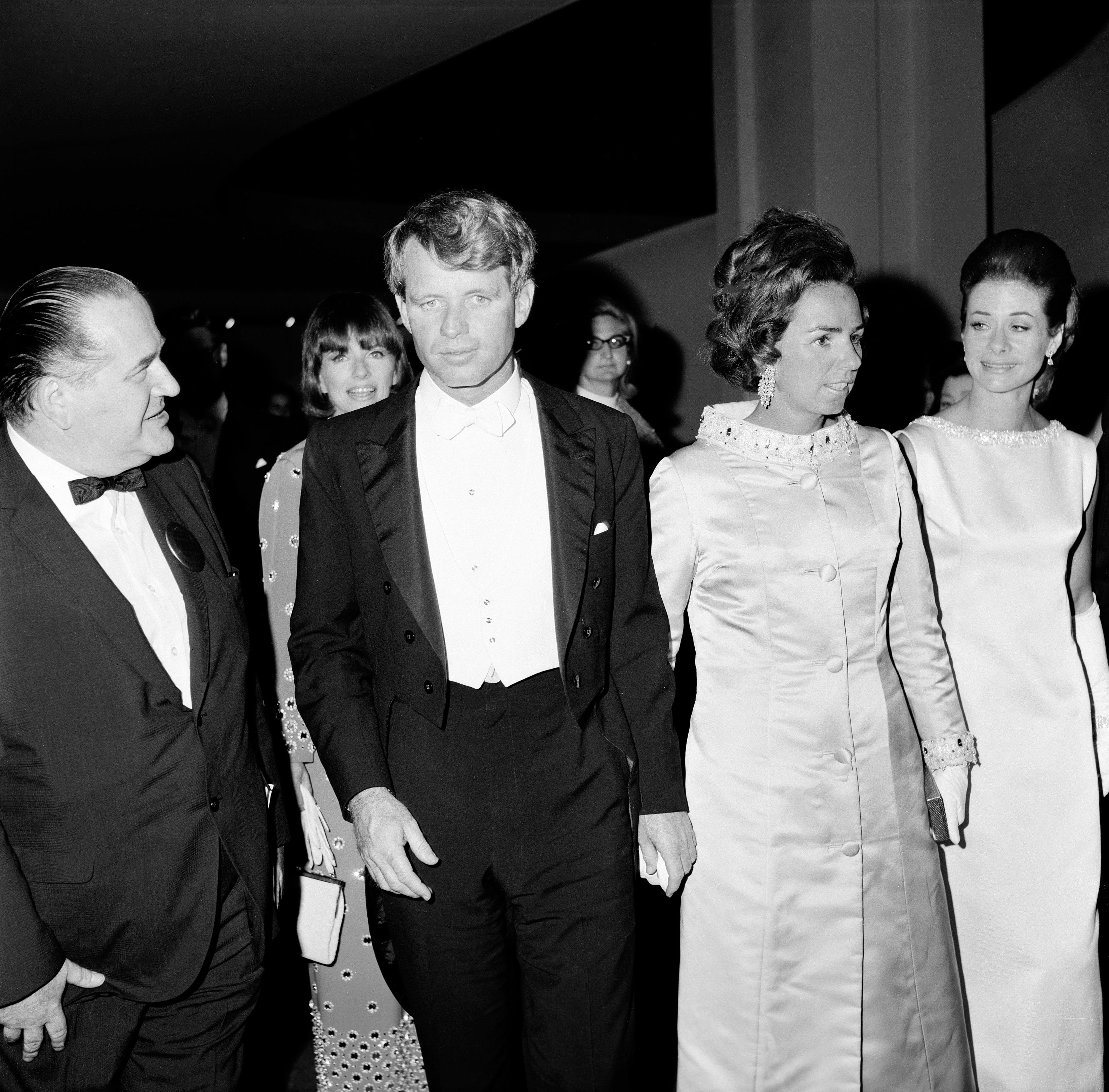 robert and ethel kennedy at the opening of the metropolitan opera house